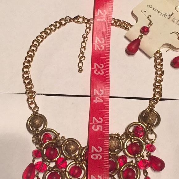 2-pc NWT statement Necklace w earrings - Picture 5 of 5